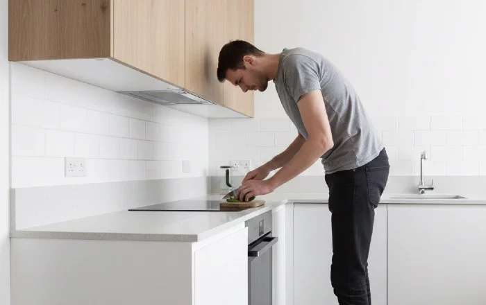 Kuchnia dla wysokich osób - jak dobrać wygodne meble?